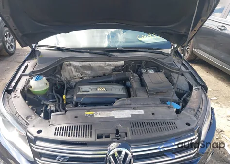 2016 Volkswagen Tiguan R-Line z USA, uszkodzony, nr VIN WVGAV7AX0GW606895